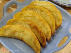 -老新隆牛肉锅贴(新街口店)