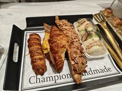 -HOT CRUSH趁热集合·现烤面包(上海环球港店)