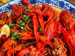 -琥珀老六龙虾(四里河店)