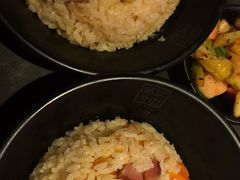 特色腊肉控饭-江边城外烤全鱼(方庄店)