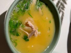 招牌花胶鸡煲汤底-最品火锅