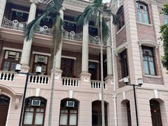 -香港大学