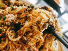 -上上签·冷锅串串(六灌路店)