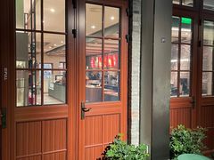 -星巴克臻选(上海今潮8弄店)