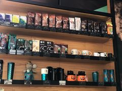 零售区-星巴克(朵云轩店)