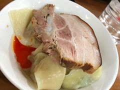 拌馄饨➕焖肉-潘国仙耳光馄饨(黄家阙路店)
