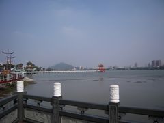 -龙虎塔