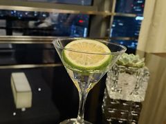 -上海漕河泾万丽酒店