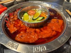-洞亭火锅(防空洞总店)