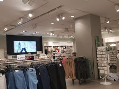 -H&M(鹏欣水游城店)