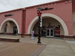 -Chicago Premium Outlets