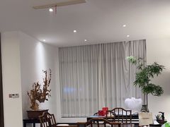 -梅花香里大酒店(郁金香路店)
