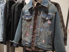 -URBAN REVIVO(上海中庚漫游城店)