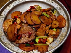 -95号酱骨·一块豆腐(展春园西路店)