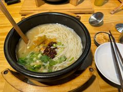 -勺子米线·云南传统小吃市集(四方街店)