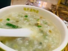 -强氏喜阿婆粥饼店(大众街店)