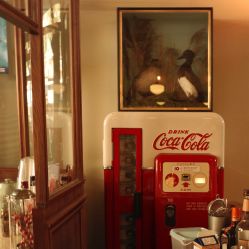 -IMUSE BARBER SHOP