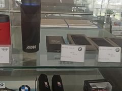 -南充通源宝马4S店(高坪店)