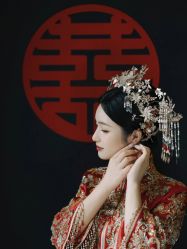 点击看大图 -Renee芮亦婚纱