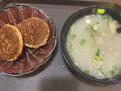 -万红路羊汤烧饼店(将台路店)