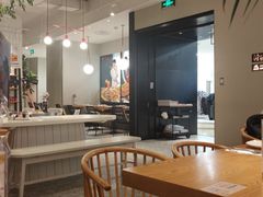 大堂-必胜客(百联又一城店)