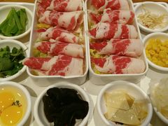 -花馬肆.云南过桥米线(汉神购物广场现场熬汤店)