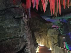 -泰安地下龙宫景区