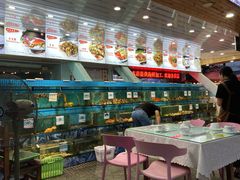 大堂-范饭椰林川湘味海鲜·椰子鸡(三亚湾椰梦长廊店)