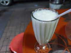 冰镇甜牛奶-古老冰山特色冰淇淋店(艾提尕尔店)