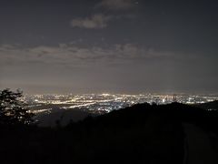 -鬼笑石后山停车场