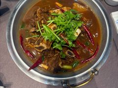 -香山湖家家宴(中山陵店)