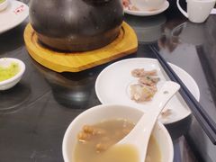 莲藕花生眉豆煲鸡脚-文记壹心鸡(宝华路店)