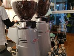 -Line 咖啡(石厦花园店)