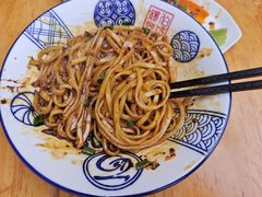 -杨伯英传统杂酱面
