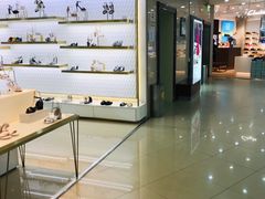 -八佰伴华地百货(宜兴店)