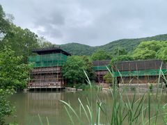 -习家池