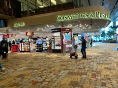-COSMETICS & PERFUMES BY SHILLA(樟宜机场店)