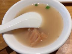 -莲餐厅·湖北菜·潜江小龙虾店(愚园路店)
