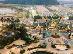 -七彩云南欢乐世界