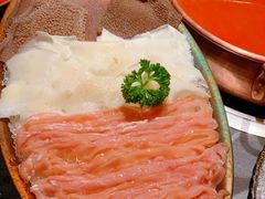 -牛村来人潮汕牛肉火锅(西单店)