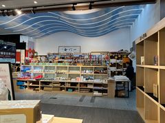 -新华书店(新街口旗舰店)