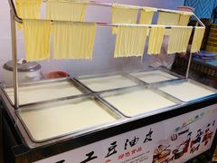 -香山湖家家宴(中山陵店)