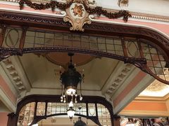 -Majestic Café