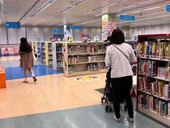 -屯门公共图书馆