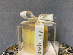 -小草莓·Little Strawberry
