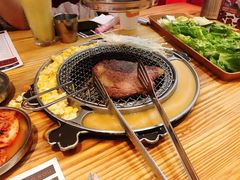 -青瓦炭韩潮烤肉(花园道店)