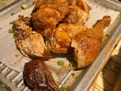 -西湖书堤(平湖八佰伴店)