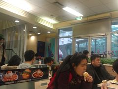 等位区-肯德基(街道口店)