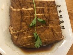 -狮头牌卤味研究所·卤味饭(花城汇南区店)