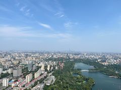 -中央电视塔旋转餐厅